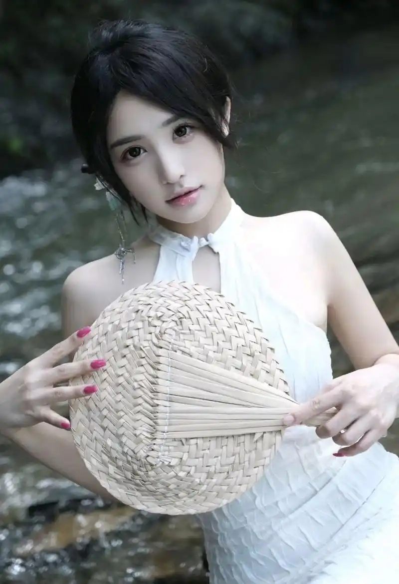 雾都档案第二季 海报